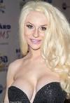 COURTNEY STODDEN dazzles at Oscar party | Daily Mail Online