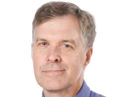 Bob Collins writes the News Cut blog for MPR News. He joined MPR in 1992. He served as broadcast editor and coordinated MPR&#39;s political coverage until 1999, ... - 20111123_bobcollins_2