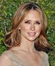 Jennifer Love Hewitt Hairstyle - Casual Medium Straight Hairstyle