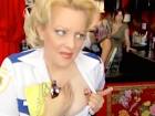 Photos of Wendi McLendon Covey