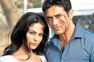 Veena's 'shocking' kiss, Saif wants to look younger