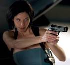 Sienna Guillory Picture 4