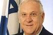 נגד רדיו תל אביב בשל דבריו