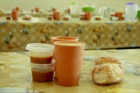 Alunos podem ficar sem merenda ou transporte escolar em nove ...