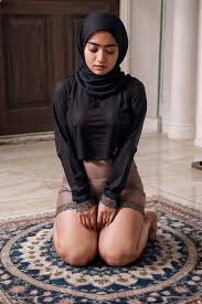 muslim praying nude|Mat6tube