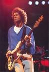 John Illsley, bassiste de Dire Straits Photos from Mark Knopfler ...