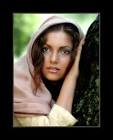 عشق فراموش کردن نیست بلکه