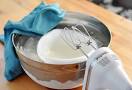How To Make Ice Cream Without an Ice Cream Machine: An Easy ...