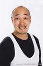 大西に、お笑い芸人の