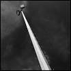 shows a stadium light post - via Daymix