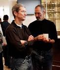 Tim Cook annuncia i primi dividendi della Apple dopo 17 anni