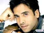 http://media.glamsham.com/download/wallpaper/celebrities/images/t/tushar_kapoor7_10x7.jpg