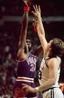Memorable Moments of the NBA Finals - Gar Heard | SI Kids