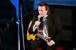 http://upload.wikimedia.org/wikipedia/commons/thumb/c/c3/Steve_Hackett.jpg/250px-Steve_Hackett.jpg