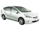 voiture dans un champ