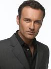 Julian McMahon Picture 2