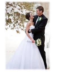  How to have A Beautiful Wedding Photo in Winter Session