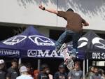 skateboarding skating boards - via Daymix