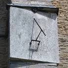 A Zen sundial? Loss of either paint or metal fittings has left the dial on - via Daymix