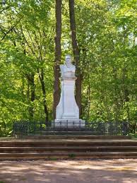 Eisleben – Das Ernst Leuschner Denkmal in der Oberen Parkstraße ...