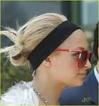 Nicole Richie meets with her manager Michael Baum for a quick meeting on ... - images?q=tbn:ANd9GcSvOqKekfESDupFYBmmsFVQoBd-eJGbZ-tRl5_ROHfS3IvjCRWCjOeICwM_