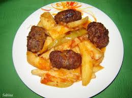 Пържени картофи с кюфтета