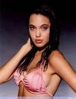 Angelina Jolie - images?q=tbn:ANd9GcSwH9NJkNzmu9_7kMJ2QPaUXHG-tgRX-CNB_JCLgAB1_8ILp0ZKu209PM-B
