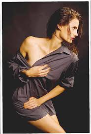 Fotos de Stana 2 - Página 6 Images?q=tbn:ANd9GcSwfvgKZiTvIUfvR2kWSsweyS3esEnuvJyWbh3LCJqxTNYRkeEd