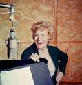 http://roswelldocs.com/images/Rosemary_Clooney.jpg