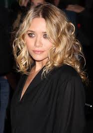 Click on any picture of Ashley Olsen&#39;s hair to see a larger version. Ashley Olsen in Mango Store Re-Launch In New York &middot; Mango Store Re-Launch In New York - Mango%2BStore%2BLaunch%2BNew%2BYork%2BJt4bhVeAnvnl