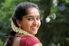 കാര്‍ത്തി ചിത്രത്തില്‍ സനുഷ