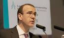 Sir Terry Leahy speaking at