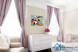 Contoh Dekorasi Gorden Jendela Warna Ungu