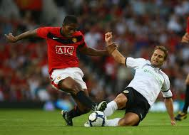 UEFA Champions League Soccer: Valencia 0 - 1 Manchester United