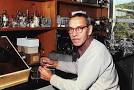 Alfred Hershey, Martha Chase Use Kitchen Blender to Peg DNA as ...
