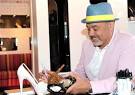 http://www4.pictures.zimbio.com/gi/Christian%2BLouboutin%2BHollywood%2BBoutique%2BGrand%2Bpapdi3rZ4IHl.jpg