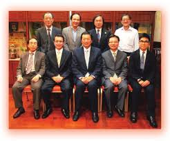 Front row from left: Dr. CHAN Chi Sik; Dr. LAU Ding Yue, Daniel; Dr. LEUNG Tsz Ching, Vincent; Dr. YAM Man Ching; Dr. NG Kwan Wai, Alan - hkcpaedfoundation