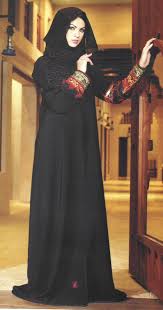 new women wear Various Styles of Arabian Abayas | Trends4Ever.Com