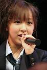 板野友美