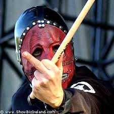 Para quem gosta de Slipknot [Fotos] Images?q=tbn:ANd9GcT6NFmuehU-dPZojkkv-nrflVdhb6dCp-D--A_x3xRUCQbvcG-g