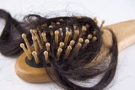مشاكل وحلول تساقط الشعر لدى الرجال والسيدات Images?q=tbn:ANd9GcT8No_e3YswUNwBwP_IYPy6g5eChqGYrScCLbNQMh-bLA97HaMN6g