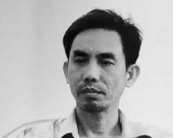 TS Nguyễn Quốc Quân là nhà đấu tranh dân chủ, ông bị bắt giam tại Việt Nam hôm 17/4 khi về tới sân bay Tân Sơn Nhất - image