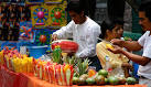 Fruit Stand: A fresh fruit - via Daymix