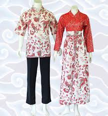 Baju Batik Sarimbit Pasangan Dan Keluarga Modern