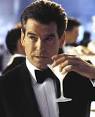... dass James Bond ... - images?q=tbn:ANd9GcTFXVICgmKbQvaqjfBRXZre12VS5W6ZWB8TdYkjVXUf4sgn3au2XIwtf6I