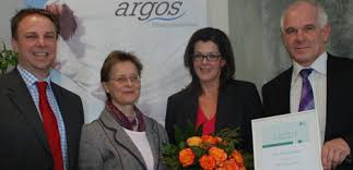 sowie von der Leiterin des Fachkreises bAV Dr. Henriette Meissner (Foto 2. von links) und ihrem Stellvertreter Stephan Umann (Foto links).