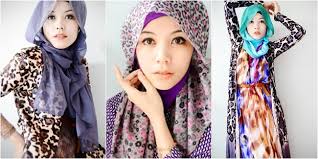 Walau Pakai Baju Muslim, Model-Model Ini Bisa Tampil Di Fashion ...