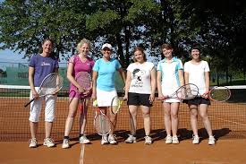 Damen: Annabell Rößiger (1), Julia Gauer (2), Sandra Born (3), Rebekka Ehrhardt (4), Annelie Reinke (5) \u0026amp; Henrike Indrischek (6). Die Sieger-Damen vom 2. - DSC05623b