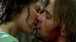 Kate kiss Sawyer.jpg