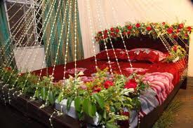 Romantic Bedroom decoration ideas for Wedding Night ~ Greetings ...